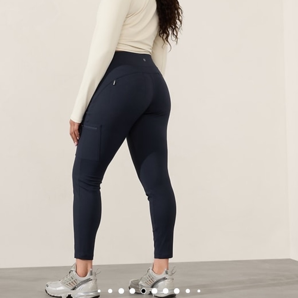 Athleta Headlands Hybrid High Rise Cargo Legging